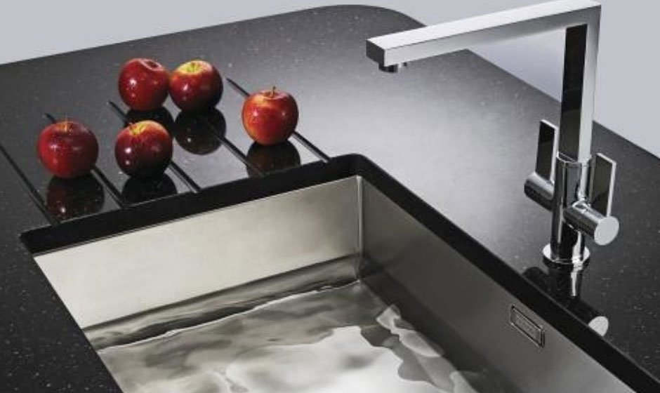 What-to-Consider-When-Choosing-a-Stainless-Steel-Sink